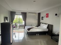 Going Grand Hotel