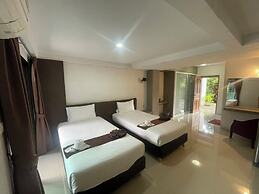 Going Grand Hotel