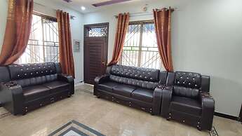 Mirpur 3-bed House Sleeps 6