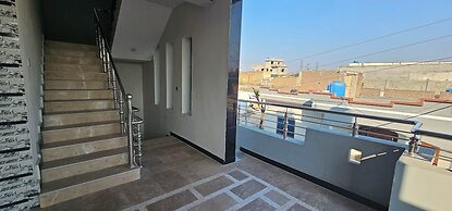 Mirpur 3-bed House Sleeps 6