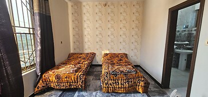 Mirpur 3-bed House Sleeps 6