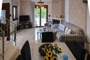 Effie's Maisonette With Detached Studio