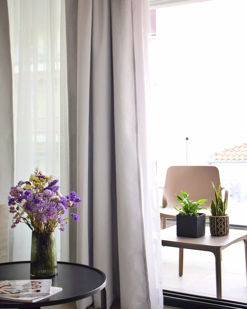 Luaz Suites Volos Center