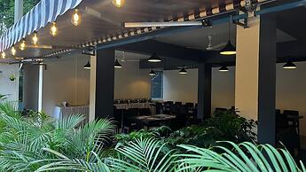 Skylight Inn