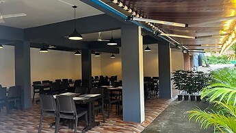 Skylight Inn