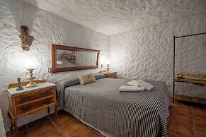 CUEVAS VICTORIA