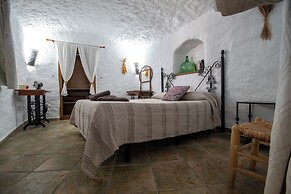 CUEVAS VICTORIA