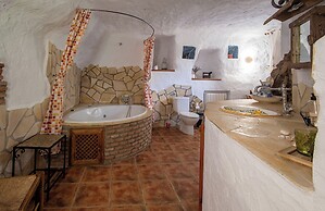 CUEVAS VICTORIA