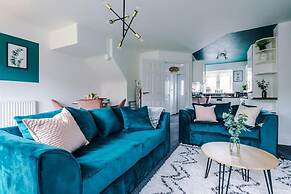 Lovely 4 Bed Litherland Apartment