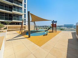 Luxury StayCation - Studio in Damac Hills with Balcony and Golf Views