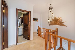 White Garden Villas