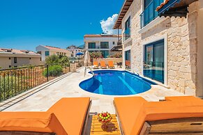 White Garden Villas