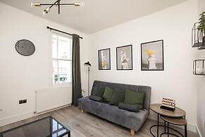 Camberwell Apartment - Stylish 4 Bed