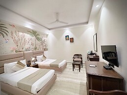 The Orion Express - Kailash Colony
