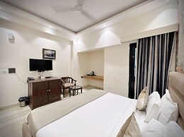 The Orion Express - Kailash Colony