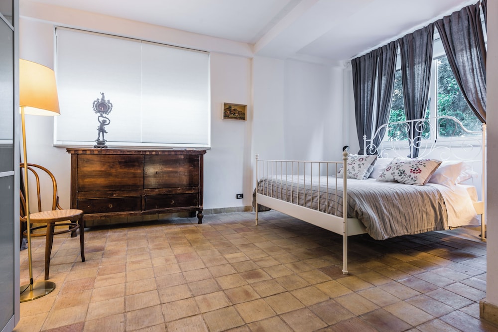 Casa nel Giardino della Neapolis