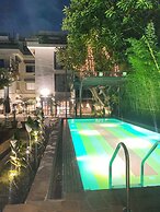 Uma Residence & Suites
