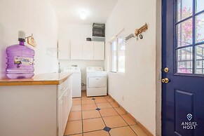 Cozy Stay 2 blocks from the beach