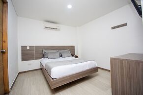 Novus Laureles