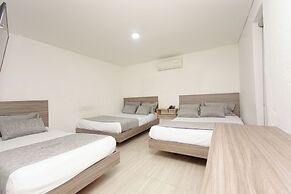 Novus Laureles