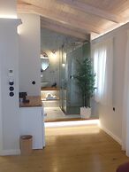 VERANI SUITES