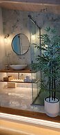 VERANI SUITES