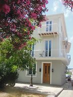 VERANI SUITES