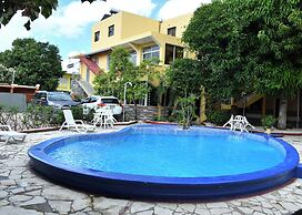 Hotel Condo Mango