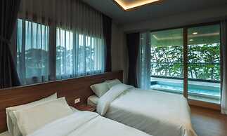 DONGHO BEACH HOTEL