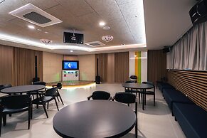 DONGHO BEACH HOTEL