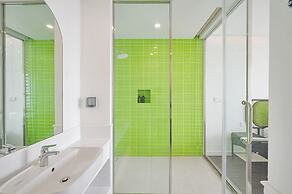 Elyday Apartment Hillside Phu Quoc - Sea & Firework view