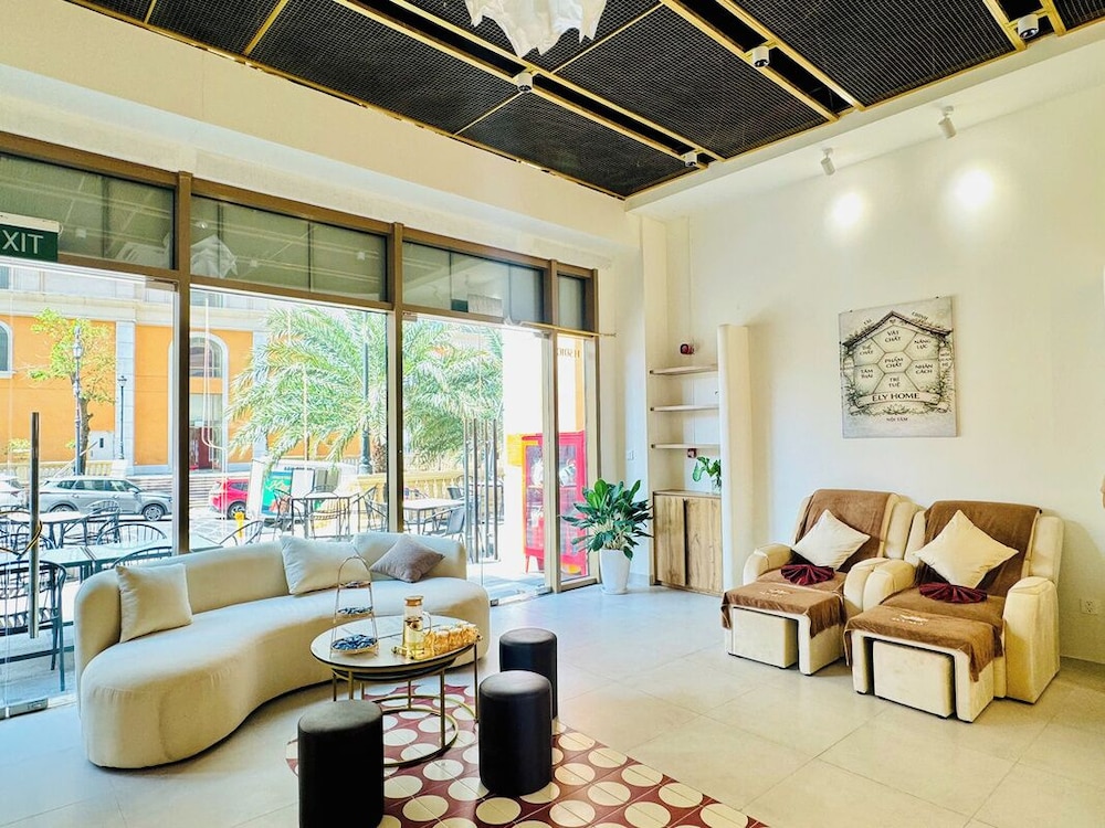 Elyday Apartment Hillside Phu Quoc - Sea & Firework view