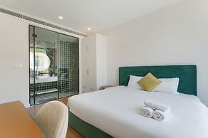 Elyday Apartment Hillside Phu Quoc - Sea & Firework view