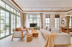 Elyday Apartment Hillside Phu Quoc - Sea & Firework view