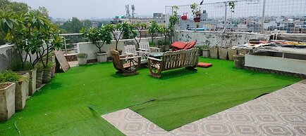 Hotel Pushpanjali