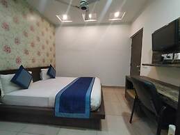 Hotel Maya Inn