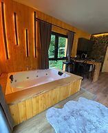 Barva Suit Bungalov