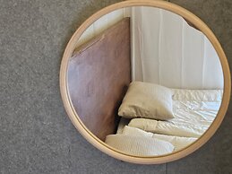 Travel Light Hostel
