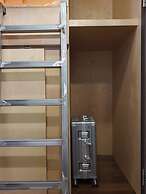 Travel Light Hostel