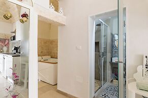 Stairway with Jacuzzi by Wonderful Italy