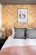 Bijou Suites Bloom
