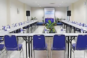 D'Merlion Hotel