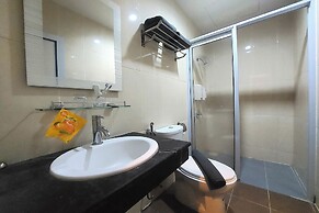 D'Merlion Hotel