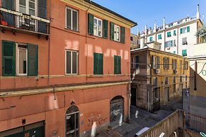 Central & Cozy Apartment by Wonderful Italy