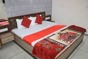 Hotel Satyam Palace