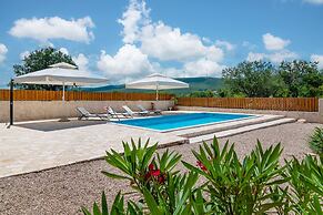 Villa Kole