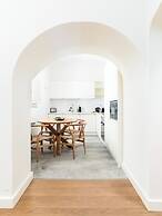 Limehome Evora Largo dos Penedos