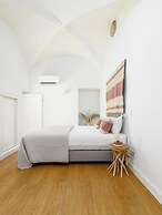 Limehome Evora Largo dos Penedos