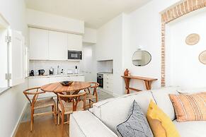 Limehome Evora Largo dos Penedos