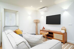 Limehome Evora Largo dos Penedos